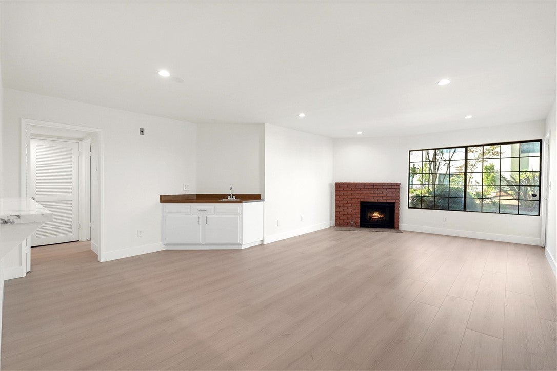 Photo of Listing #PV25075952