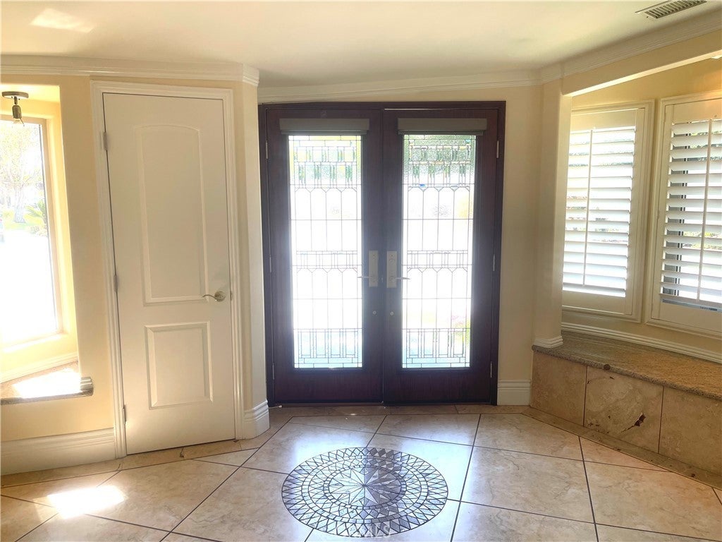 Photo of Listing #PW25075300