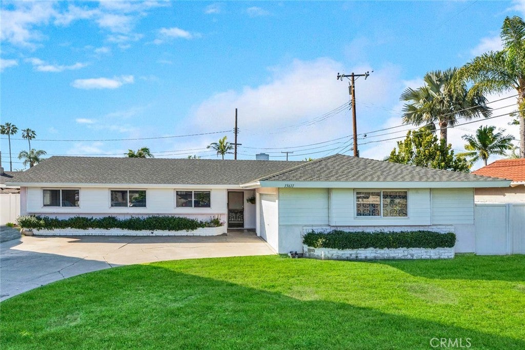 Photo of Listing #OC25052332