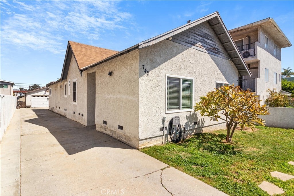 Photo of Listing #SB25073231