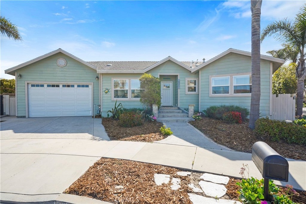 Photo of Listing #SR25076008