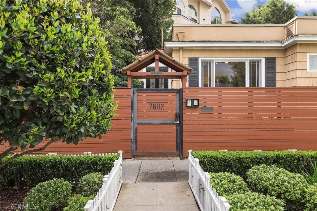 Photo of Listing #SR25043301