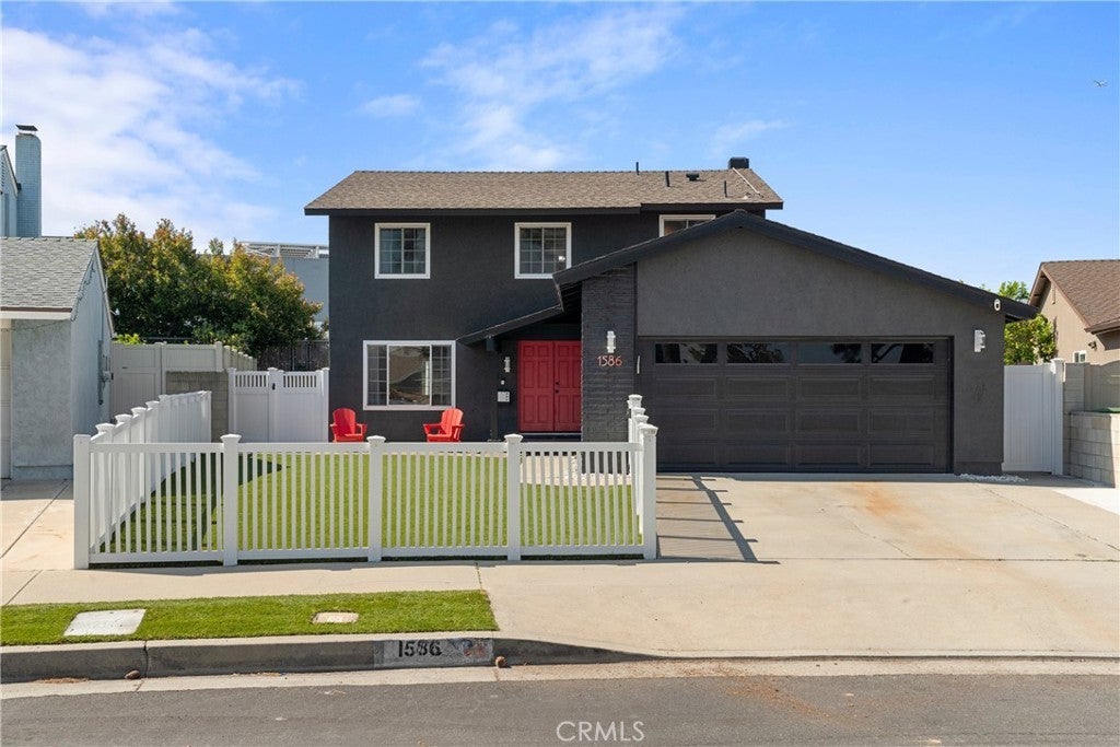 Photo of Listing #SB25074899