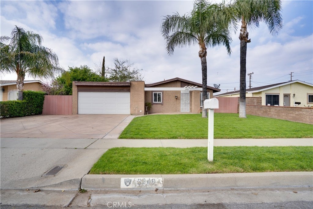 Photo of Listing #IV25073124