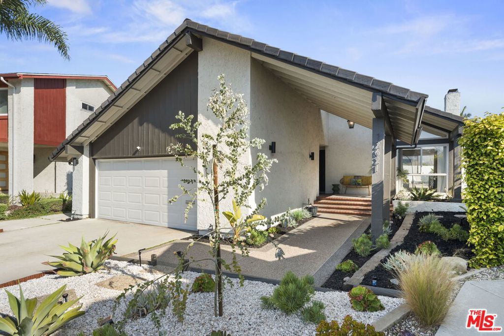 Photo of Listing #25522853