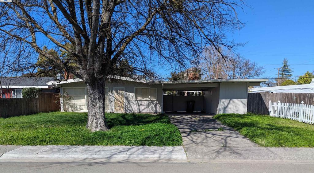 Photo of Listing #41092622