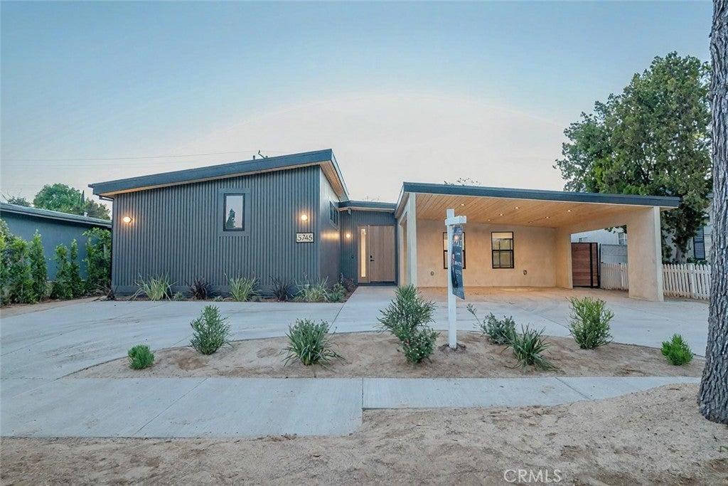 Photo of Listing #SR25072090