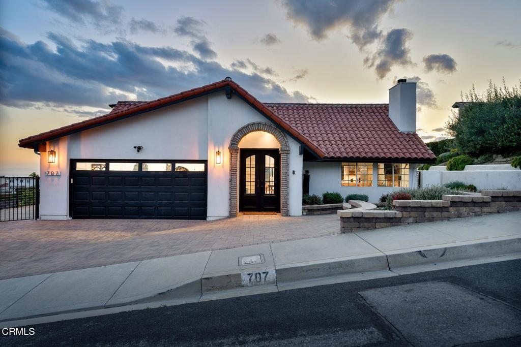 Photo of Listing #V1-29212