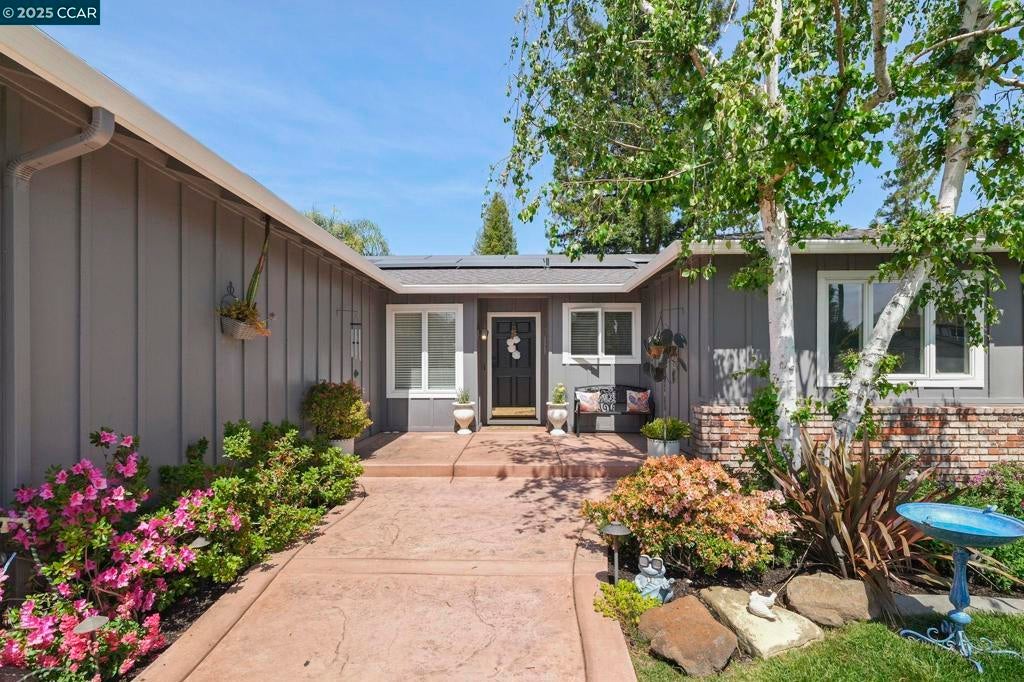 Photo of Listing #41092663