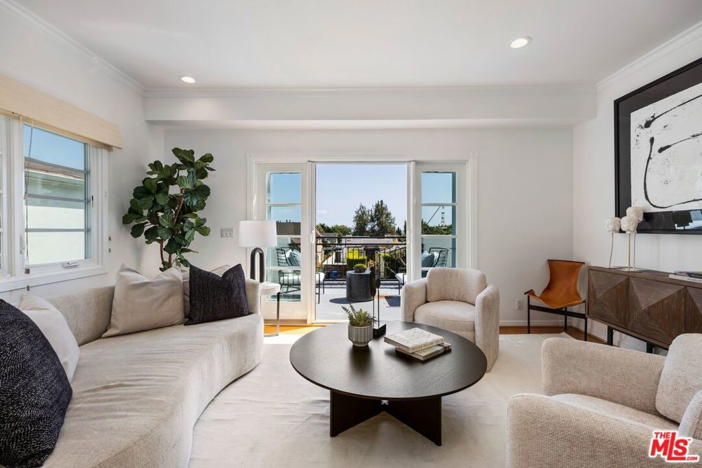 Photo of Listing #25513997