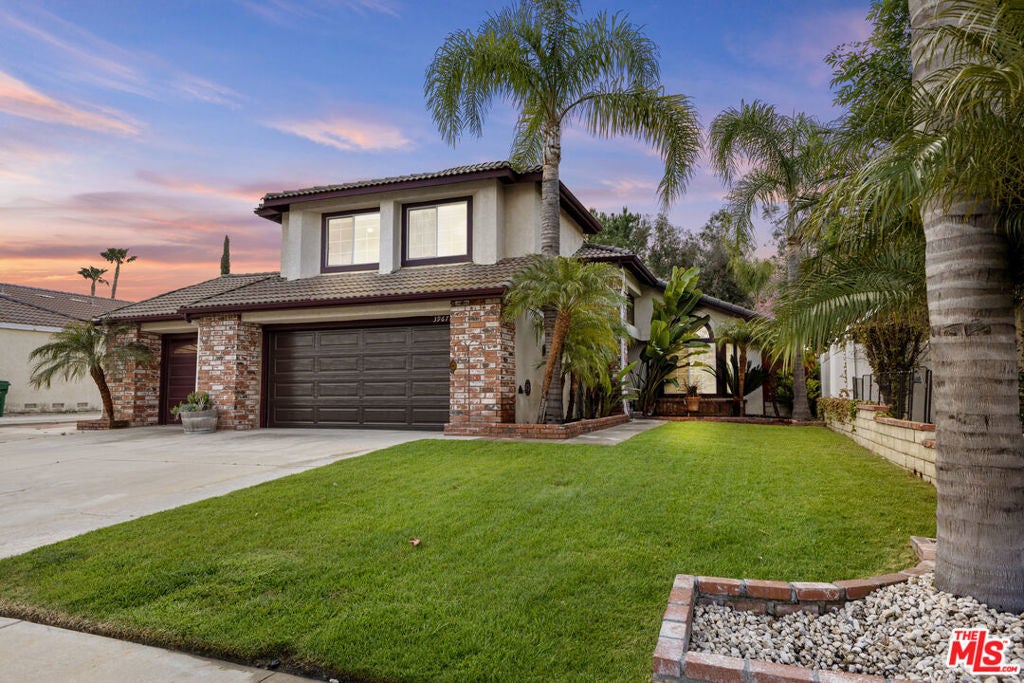 Photo of Listing #25523185