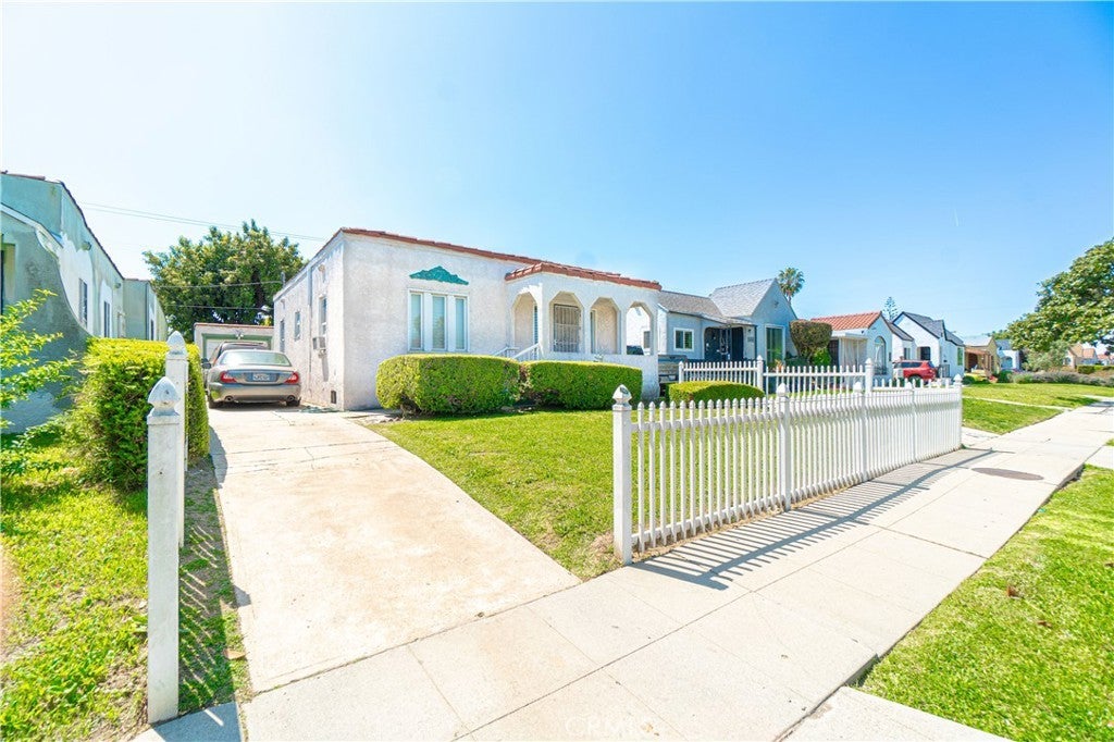 Photo of Listing #SB25078333