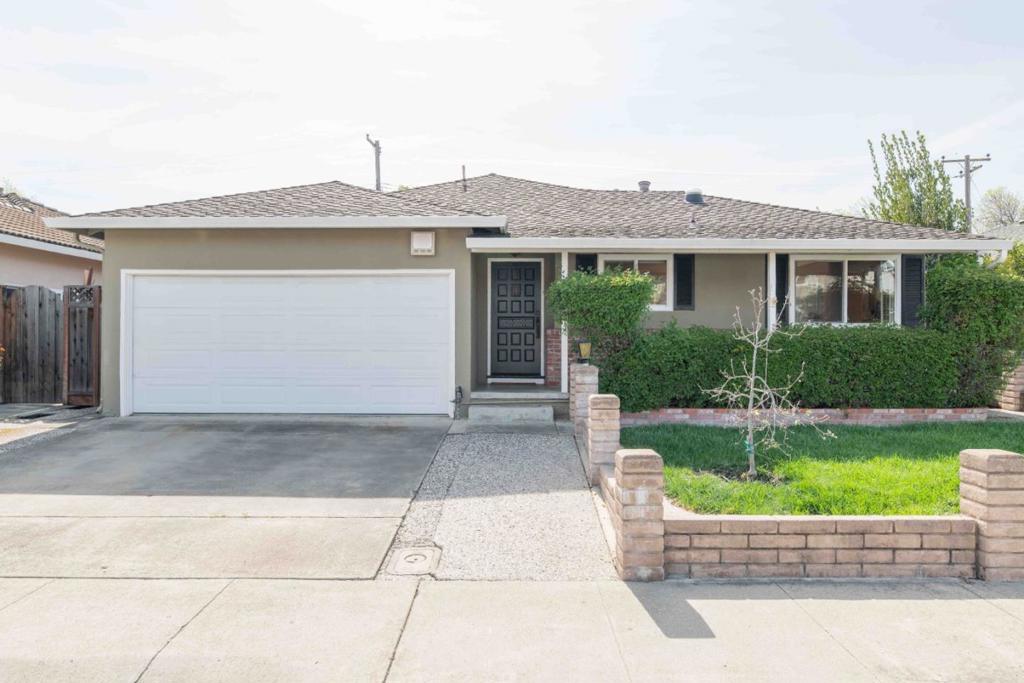 Photo of Listing #ML82001811