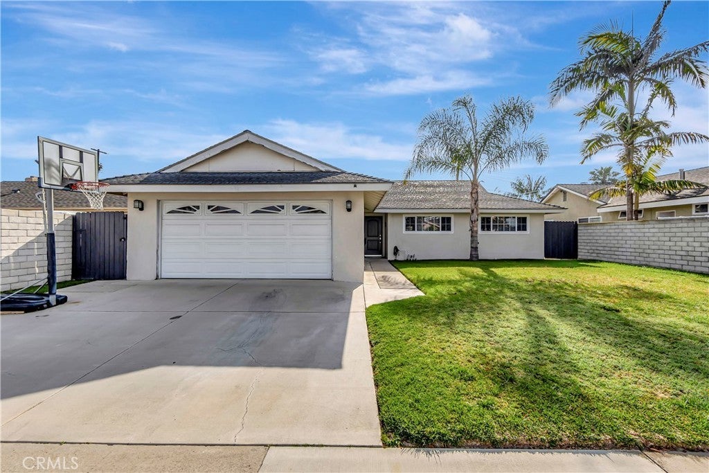 Photo of Listing #OC25078423