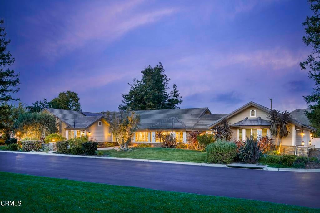 Photo of Listing #V1-29220