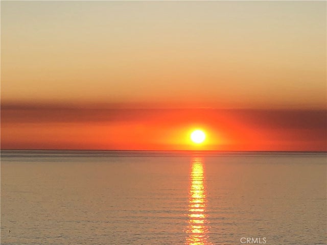 304 27th Street, Manhattan Beach.