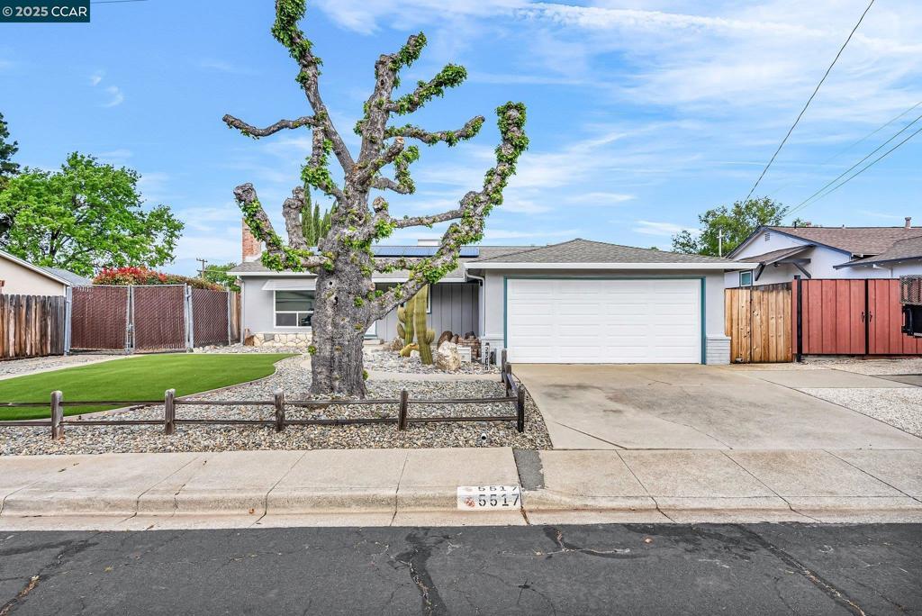 Photo of Listing #41091940