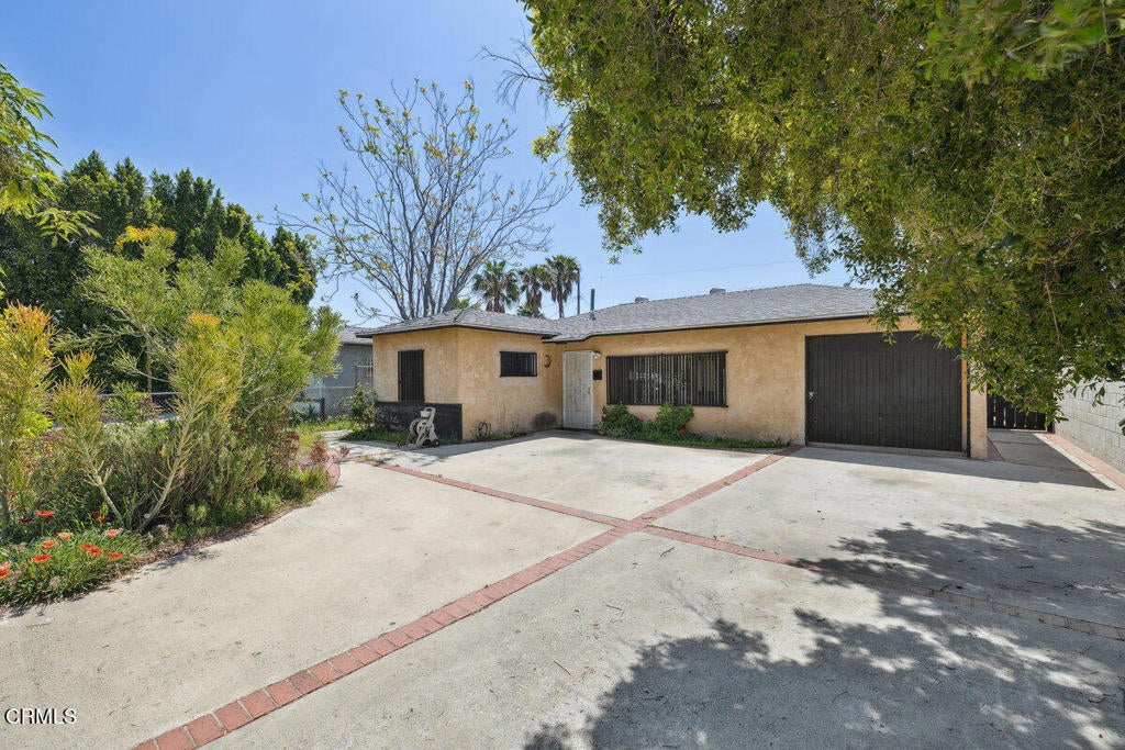 Photo of Listing #V1-29225