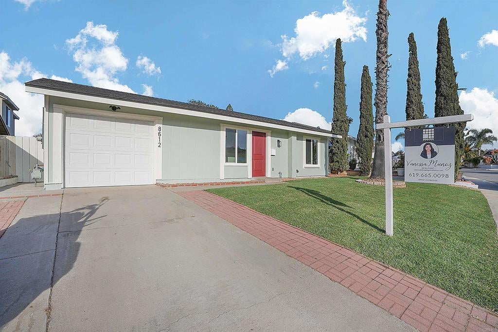 Photo of Listing #PTP2502538