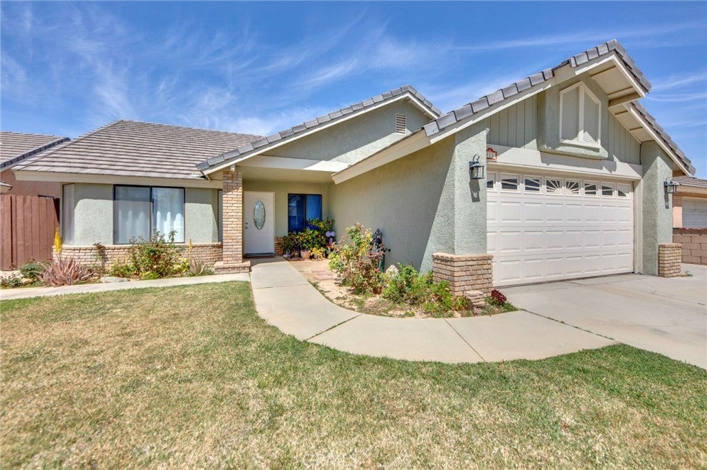 Photo of Listing #SR25078825