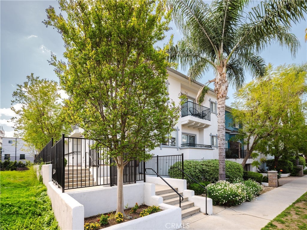 Photo of Listing #SR25078847