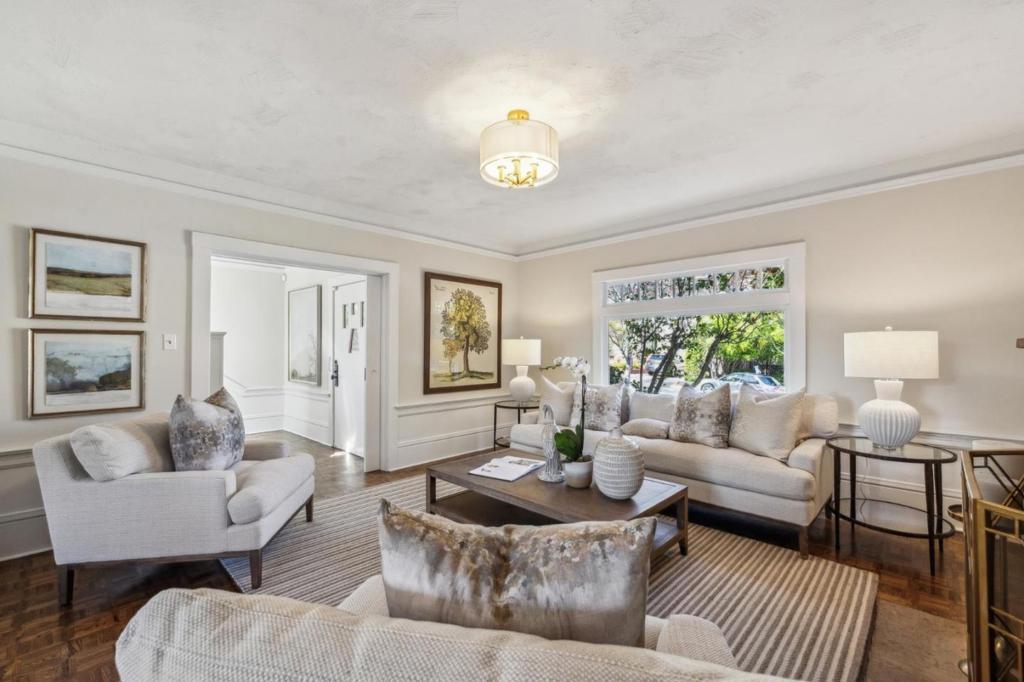 Photo of Listing #ML82001896