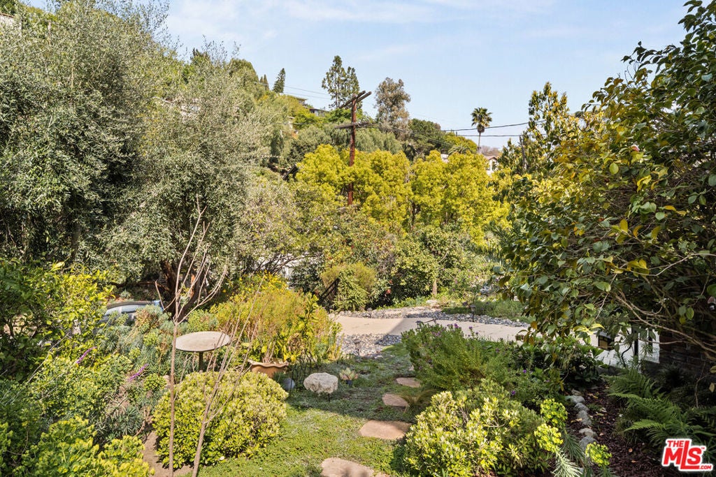 Photo of Listing #25523529