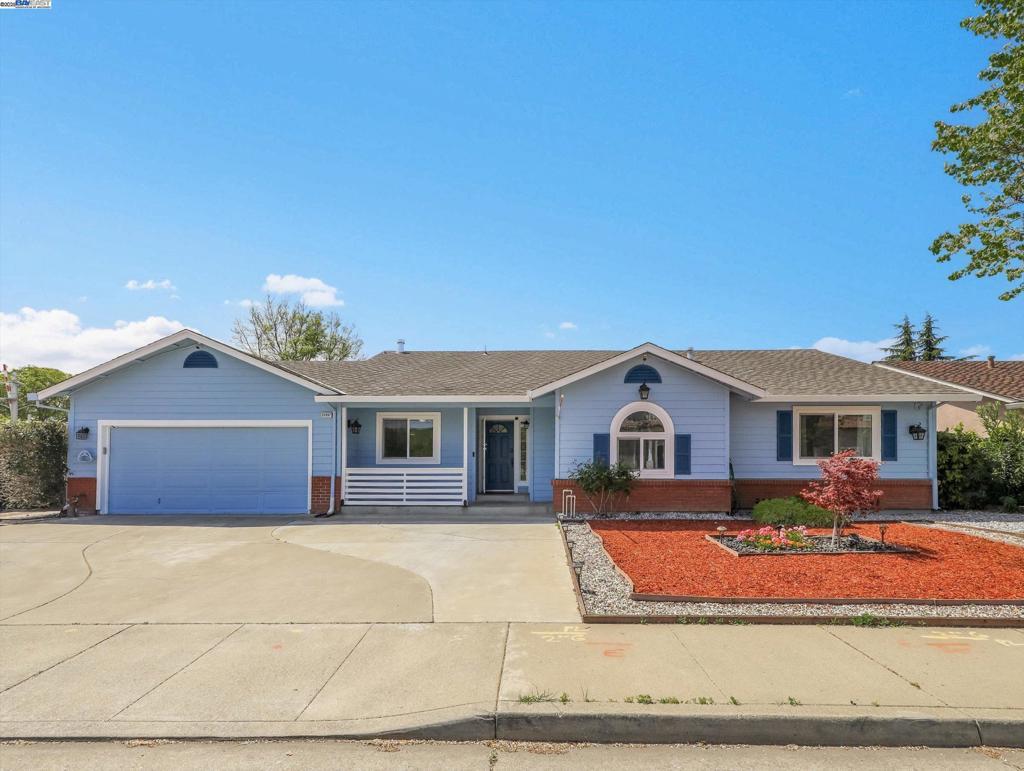 Photo of Listing #41092832