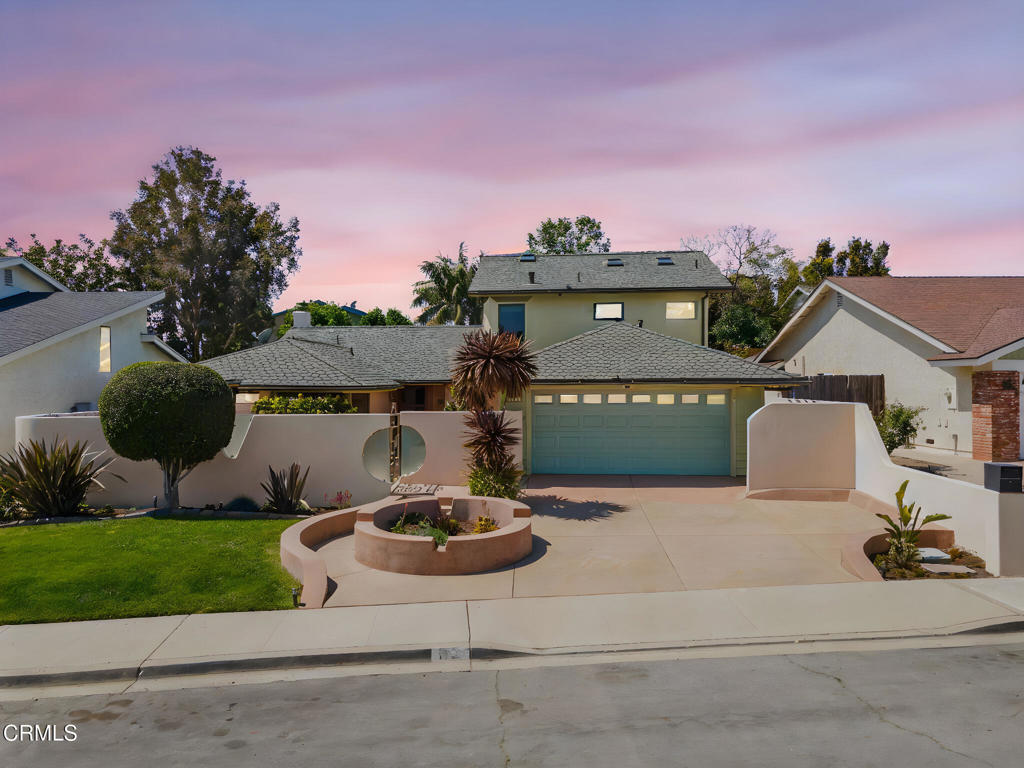 Photo of Listing #V1-29237