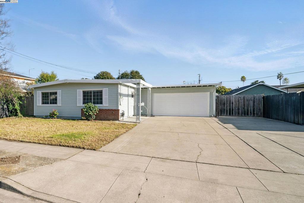 Photo of Listing #41092857