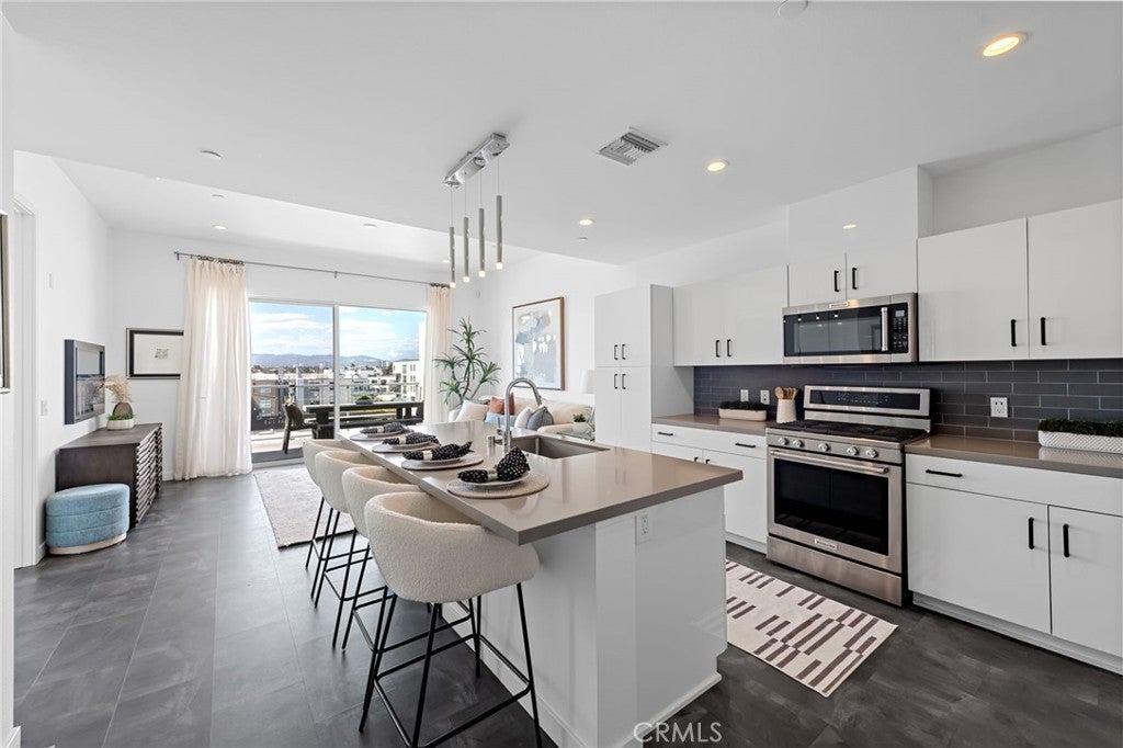 Photo of Listing #SB25077364