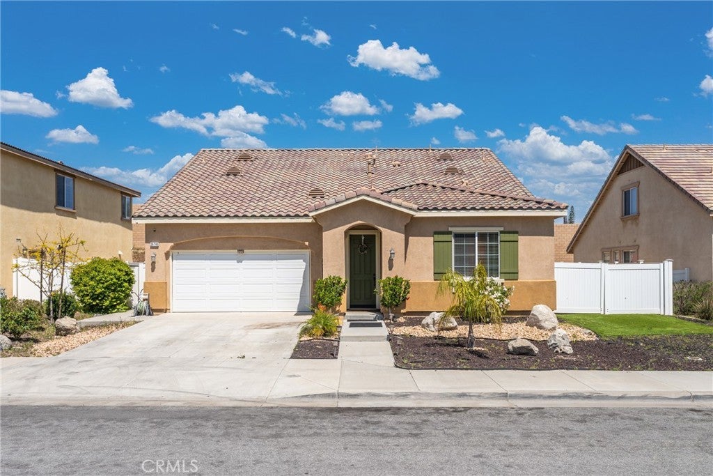 Photo of Listing #PW25079163