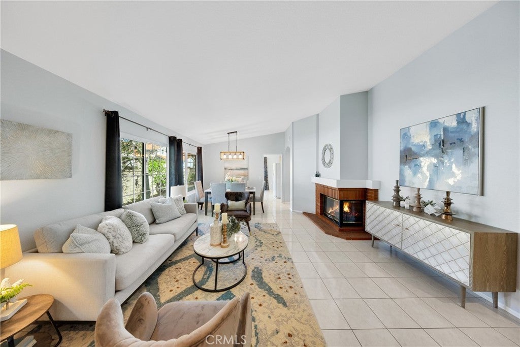 Photo of Listing #TR25079391