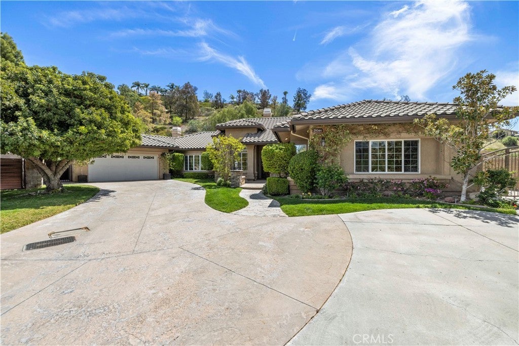 Photo of Listing #SR25077741