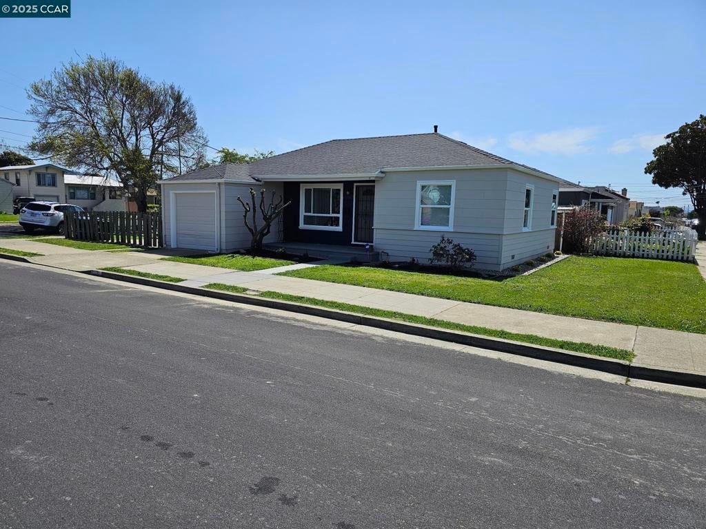 Photo of Listing #41092881