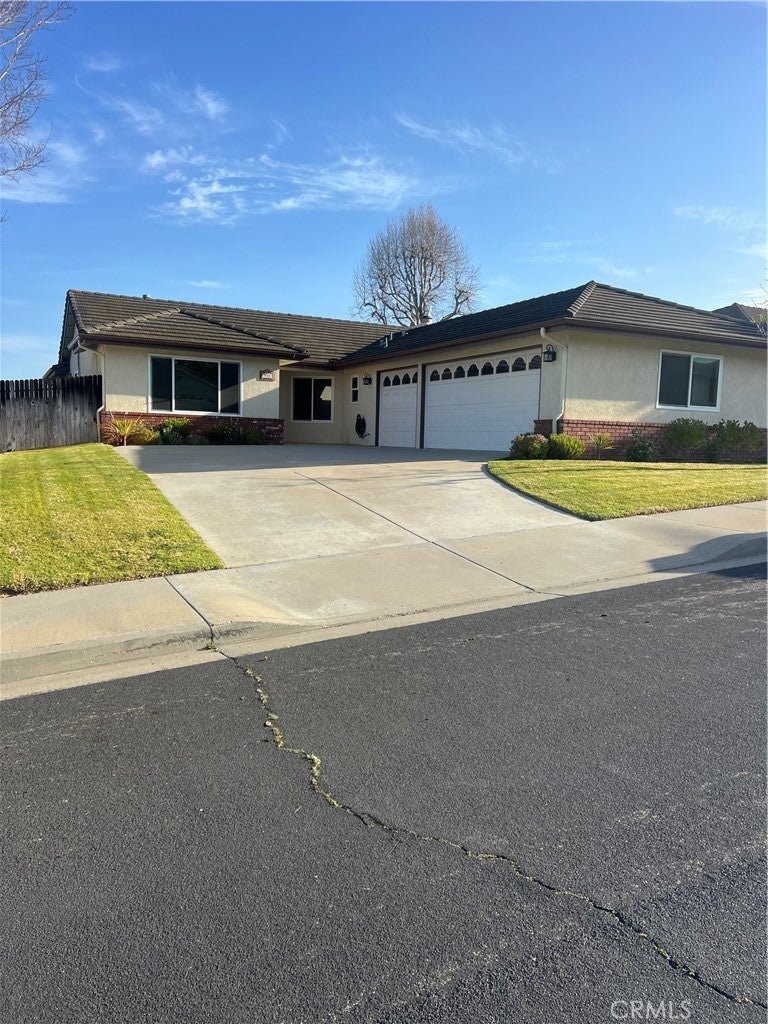 Photo of Listing #PI25079264