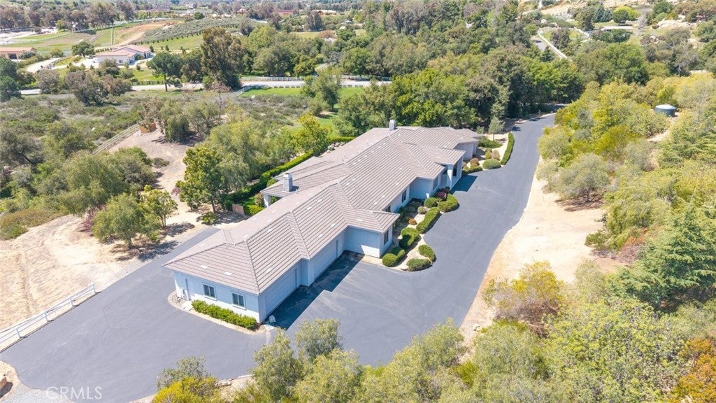 Photo of Listing #SW25077136