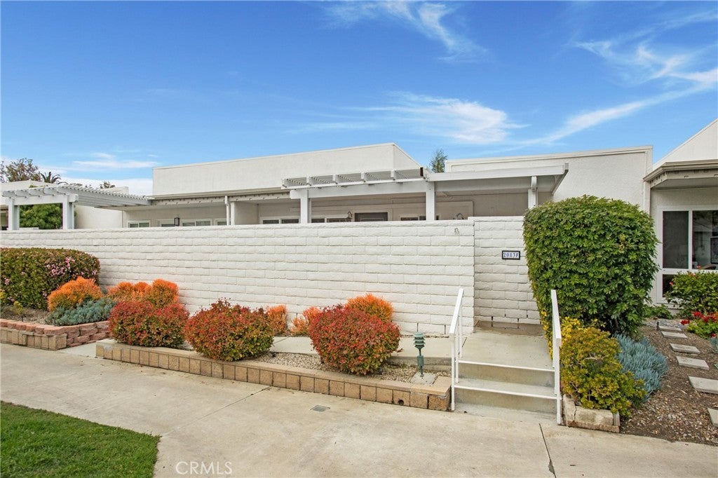 Photo of Listing #OC25077268