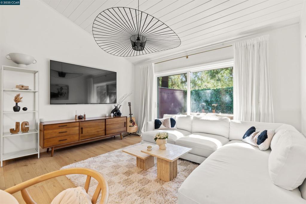 Photo of Listing #41092908