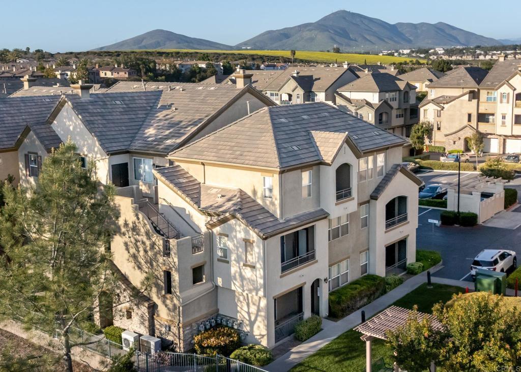 Photo of Listing #PTP2502561