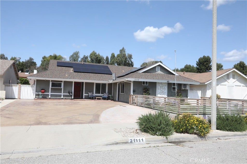 Photo of Listing #SR25067929