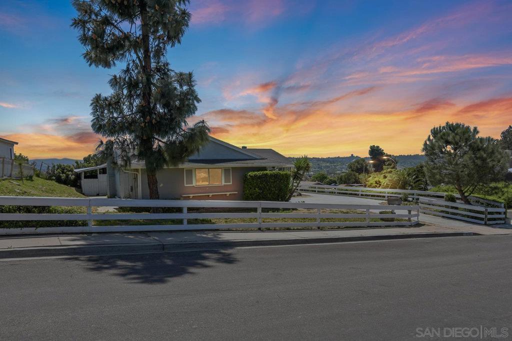 Photo of Listing #250024120SD