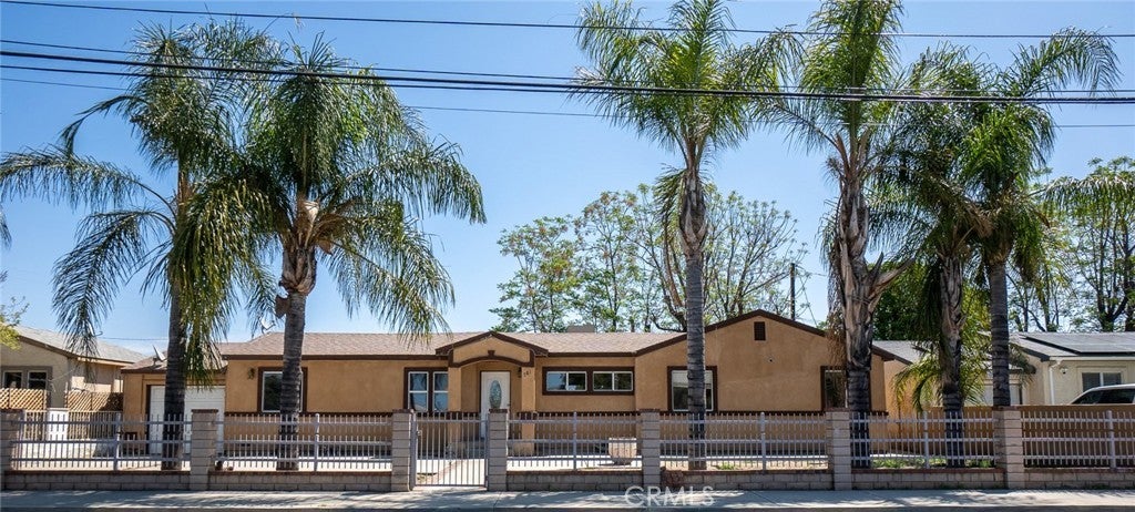 Photo of Listing #IV25079551