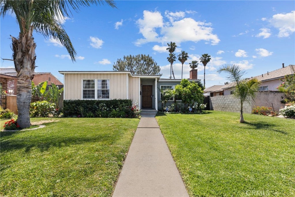 Photo of Listing #SR25079653