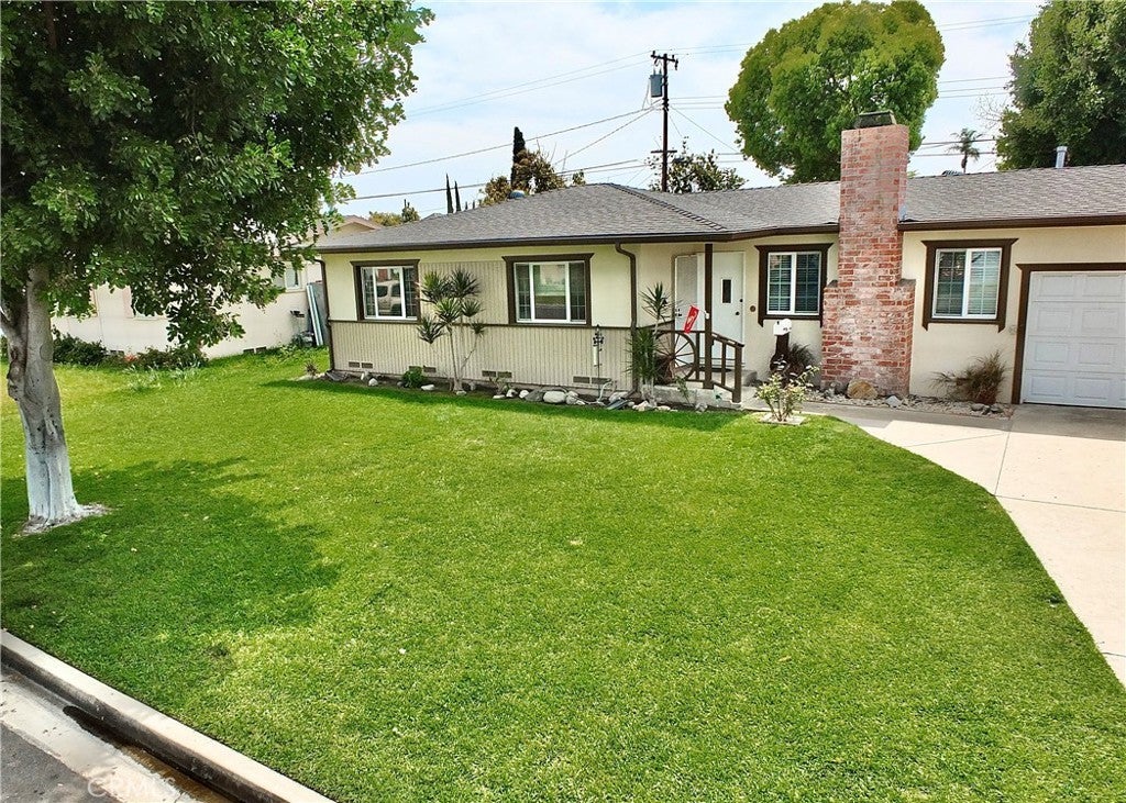 Photo of Listing #OC25070240