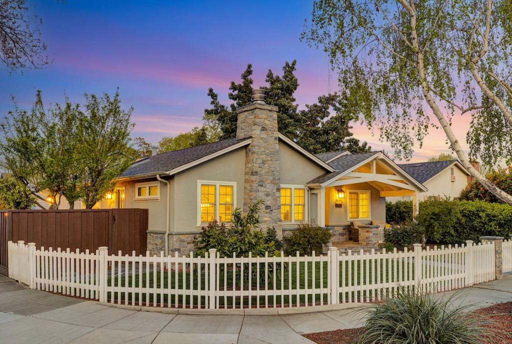 Photo of Listing #ML81999884