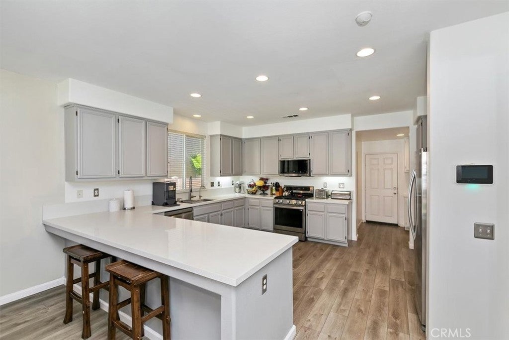 Photo of Listing #IV25079422