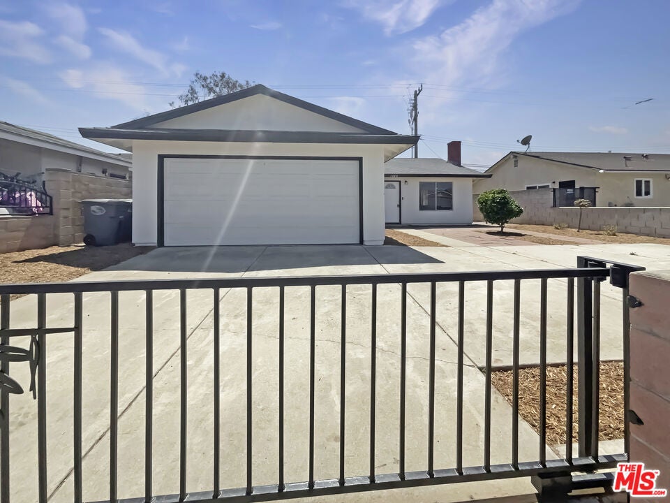 Photo of Listing #25524135