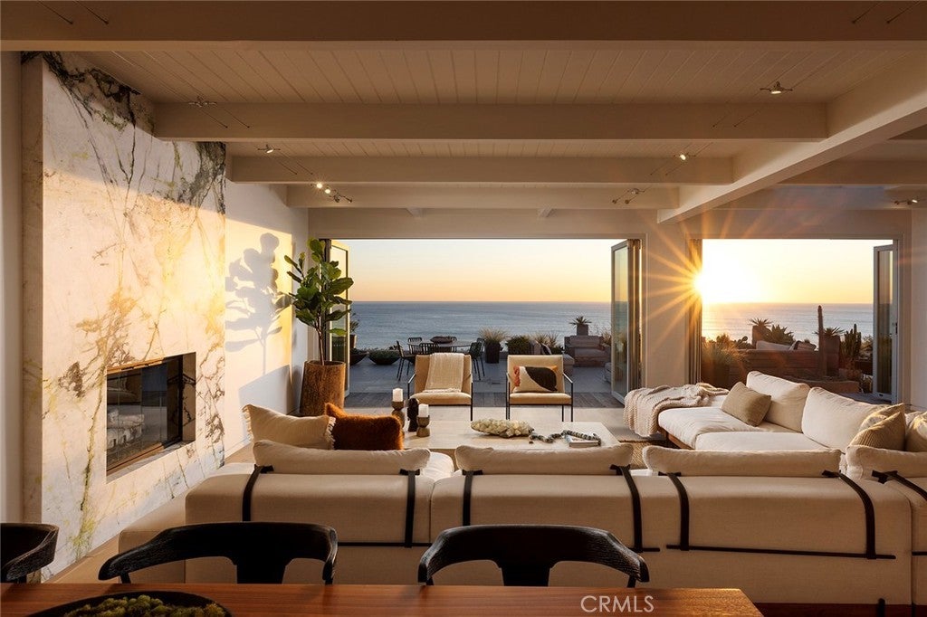 Photo of Listing #OC25077067