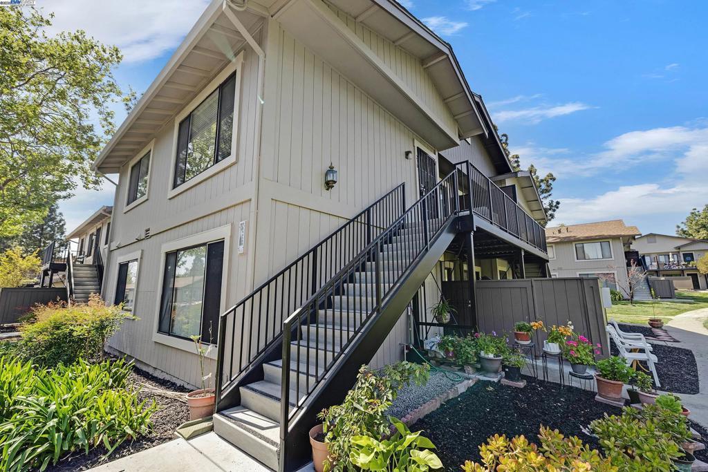 Photo of Listing #41092968